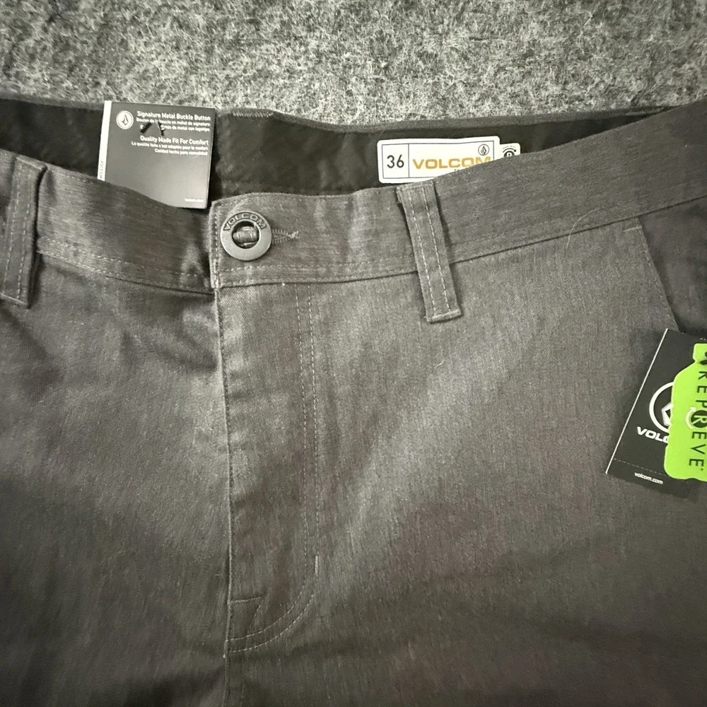 Volcom Frickin Modern Stretch Chino Shorts 36 Charcoal NWT Skate Surf Repreve